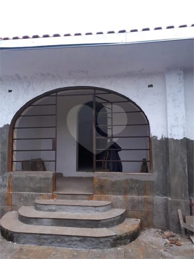 Casa, 3 quartos, 200 m² - Foto 1