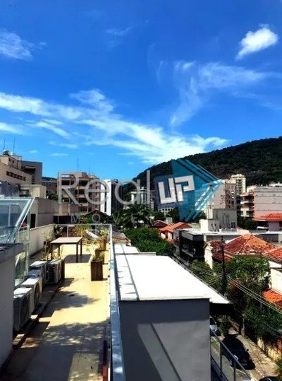 Casa, 7 quartos, 226 m² - Foto 1