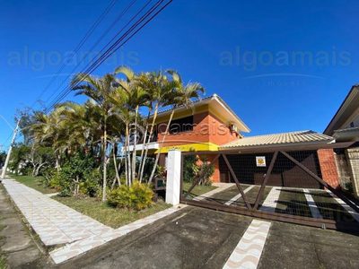 Sobrado, 4 quartos, 550 m² - Foto 1