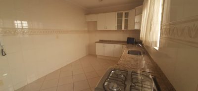 Casa, 3 quartos, 250 m² - Foto 4
