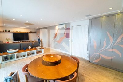 Apartamento, 3 quartos, 205 m² - Foto 3