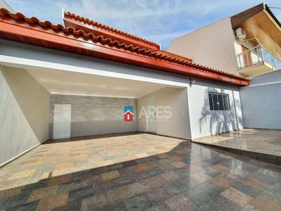 Casa, 4 quartos, 270 m² - Foto 1
