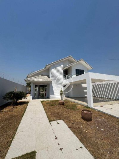 Casa, 3 quartos, 280 m² - Foto 1