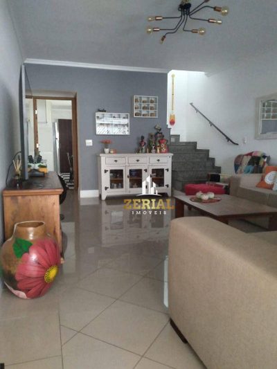 Sobrado, 3 quartos, 196 m² - Foto 1