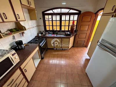 Casa, 3 quartos, 199 m² - Foto 1