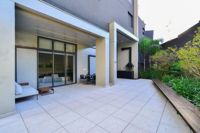 Apartamento, 1 quarto, 29 m² - Foto 2