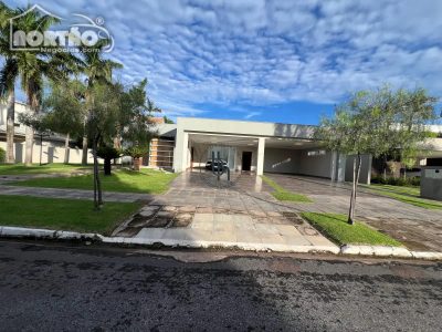 Casa, 636 m² - Foto 2