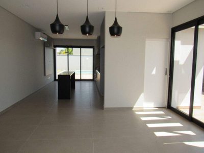 Casa, 3 quartos, 209 m² - Foto 4