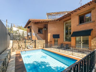 Casa, 4 quartos, 400 m² - Foto 1