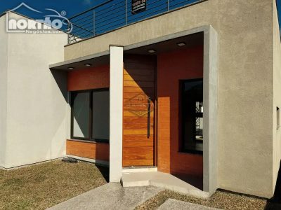 Casa, 3 quartos, 114 m² - Foto 1