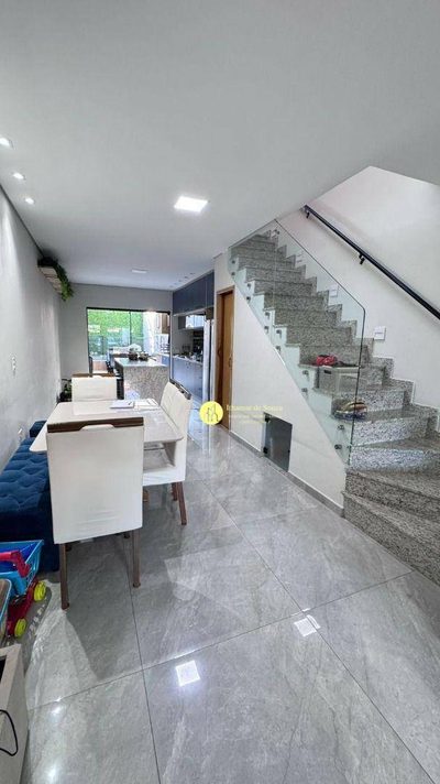 Sobrado, 4 quartos, 131 m² - Foto 2