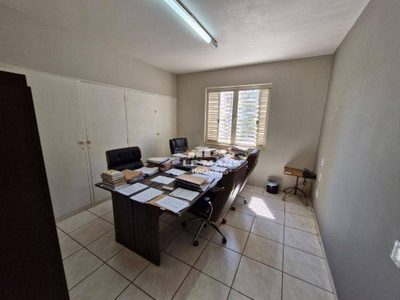 Casa, 3 quartos, 266 m² - Foto 3