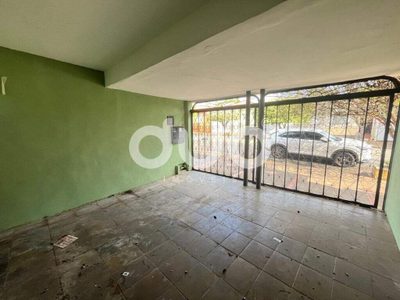 Casa, 2 quartos, 209 m² - Foto 2