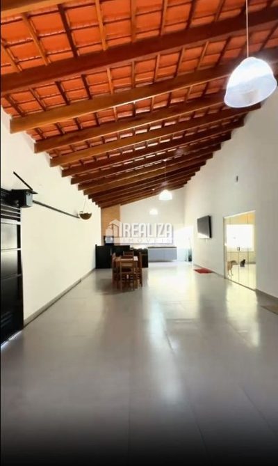 Casa, 3 quartos, 220 m² - Foto 1