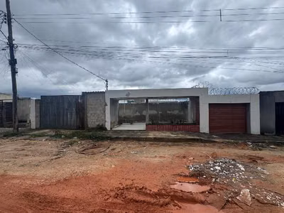 Casa, 1 quarto, 205 m² - Foto 1