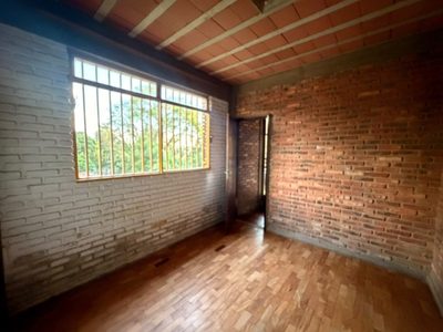 Casa, 7 quartos, 300 m² - Foto 4