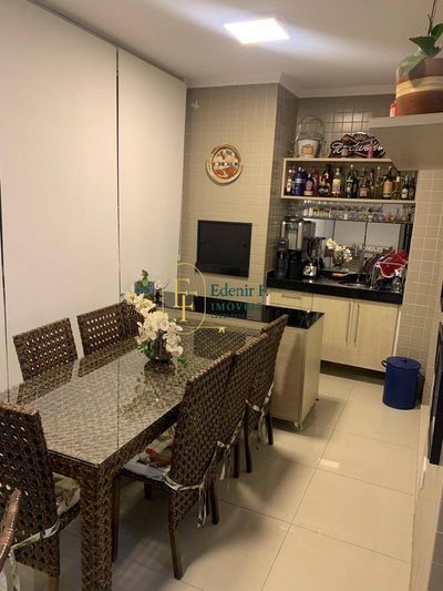 Apartamento, 3 quartos, 225 m² - Foto 1