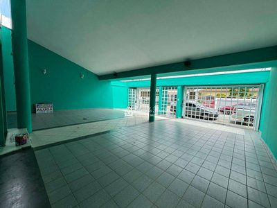 Sobrado, 3 quartos, 410 m² - Foto 2