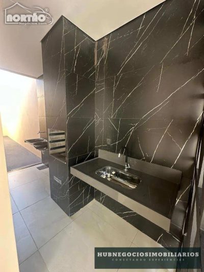 Casa, 4 quartos, 212 m² - Foto 4