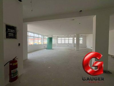 Sala-Conjunto, 690 m² - Foto 2