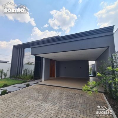 Casa, 1 quarto, 214 m² - Foto 2