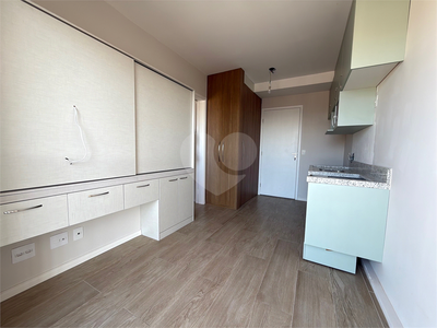 Apartamento, 1 quarto, 29 m² - Foto 2