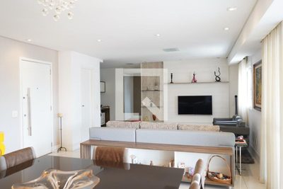 Apartamento, 3 quartos, 152 m² - Foto 1