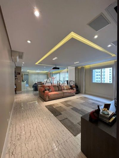 Apartamento, 3 quartos, 232 m² - Foto 1