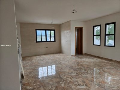 Casa, 2 quartos, 128 m² - Foto 1