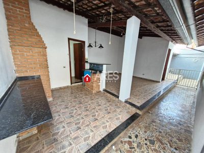 Casa, 3 quartos, 199 m² - Foto 1