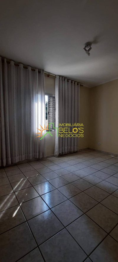 Casa, 3 quartos, 270 m² - Foto 2