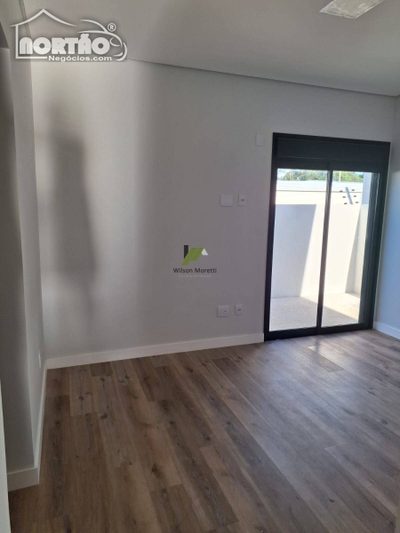 Casa, 5 quartos, 150 m² - Foto 5