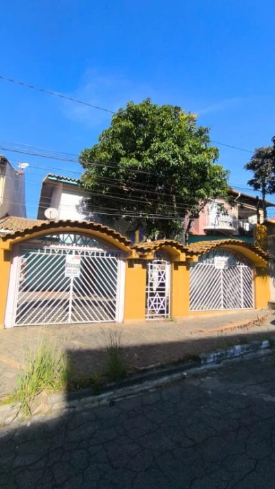 Casa, 3 quartos, 182 m² - Foto 2