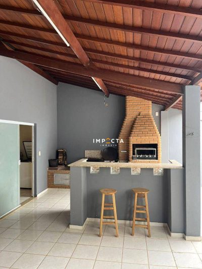 Casa, 4 quartos, 245 m² - Foto 1