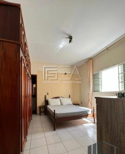 Casa, 3 quartos, 200 m² - Foto 1