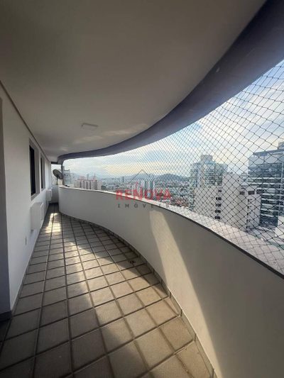Apartamento, 3 quartos, 130 m² - Foto 1