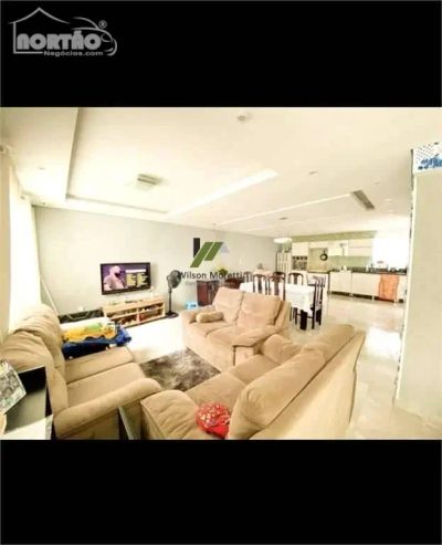 Casa, 6 quartos, 160 m² - Foto 2