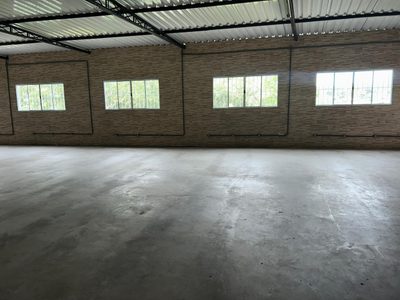 Loja-Salão, 575 m² - Foto 1