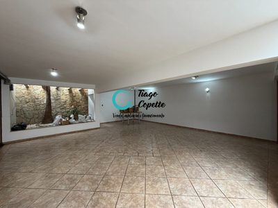 Casa, 3 quartos, 234 m² - Foto 1