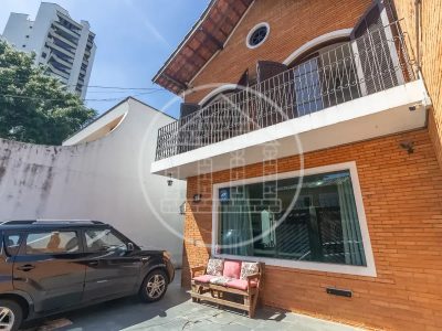 Sobrado, 3 quartos, 194 m² - Foto 2