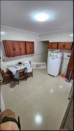Apartamento, 3 quartos, 125 m² - Foto 2