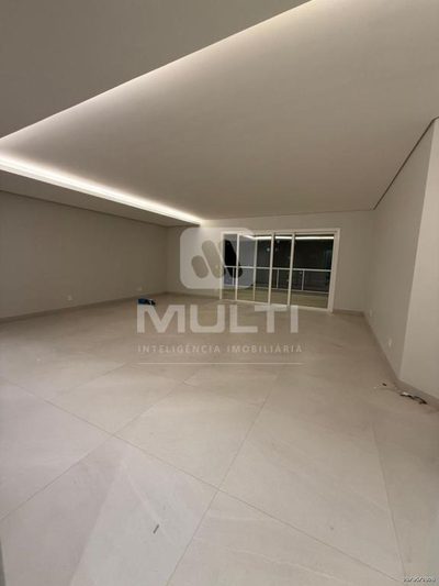 Apartamento, 3 quartos, 186 m² - Foto 1