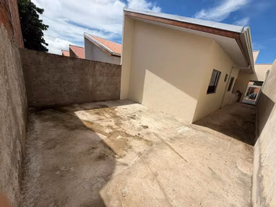 Casa, 2 quartos, 70 m² - Foto 1