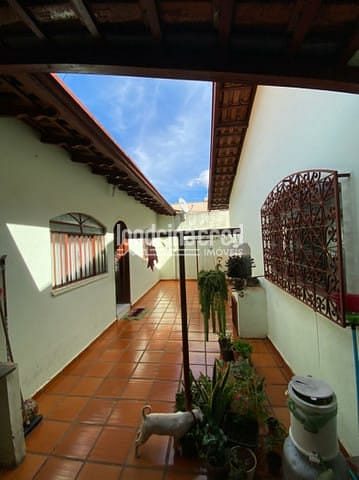 Casa, 4 quartos, 176 m² - Foto 3