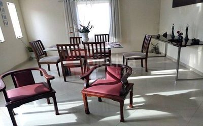 Casa, 6 quartos, 200 m² - Foto 3