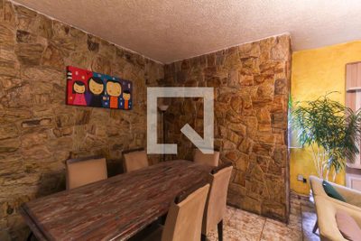 Casa, 5 quartos, 160 m² - Foto 2