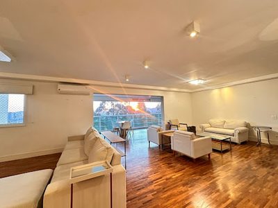 Apartamento, 3 quartos, 202 m² - Foto 2