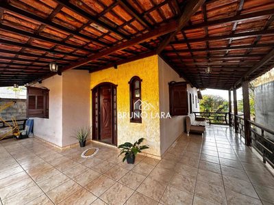 Casa, 3 quartos, 250 m² - Foto 1