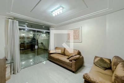 Casa, 3 quartos, 140 m² - Foto 2