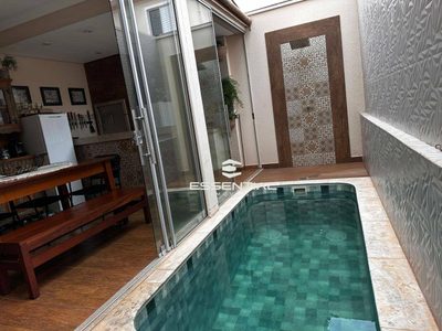 Sobrado, 4 quartos, 137 m² - Foto 1